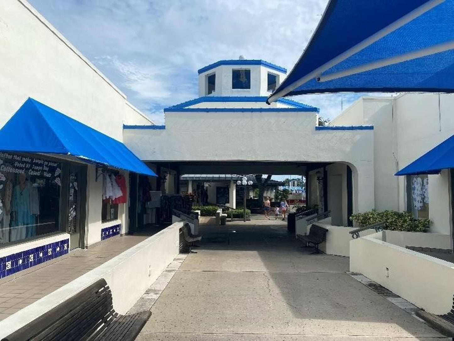 For Lease: Sponge Exchange
735 Dodecanese Blvd Tarpon Springs, FL 34689